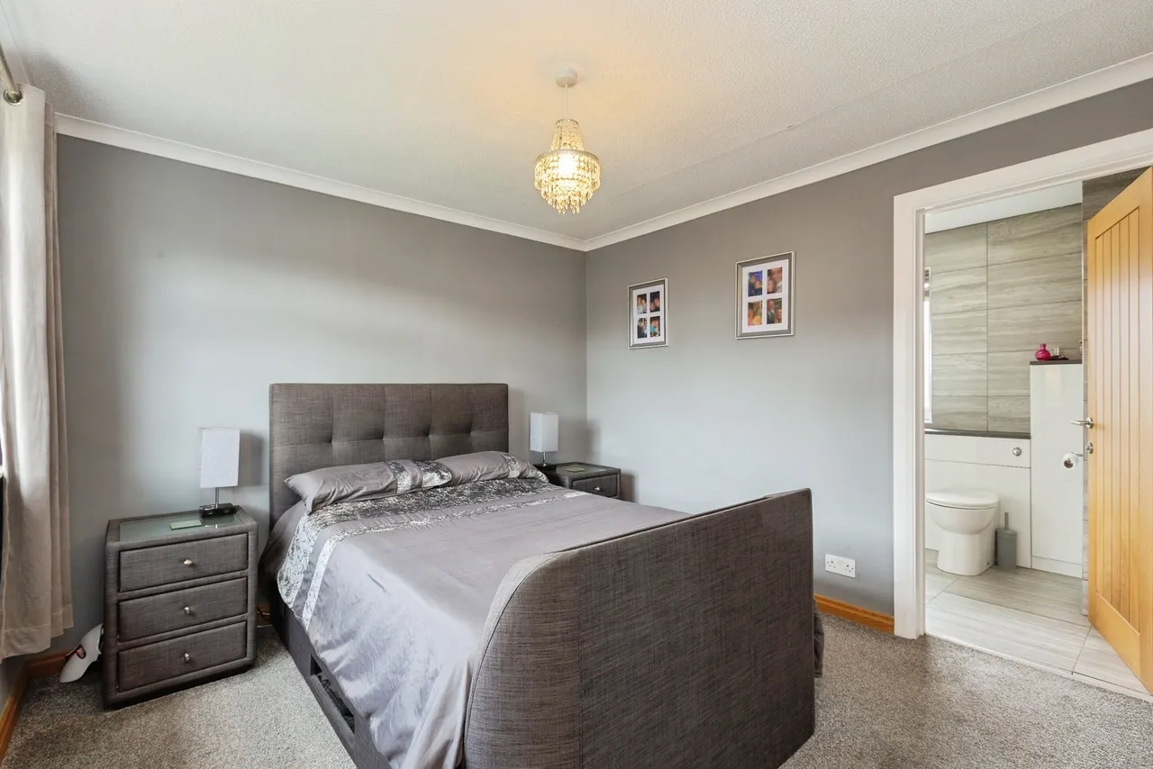 Douglas Road, Aylesbury, Buckinghamshire, HP20, photo 4