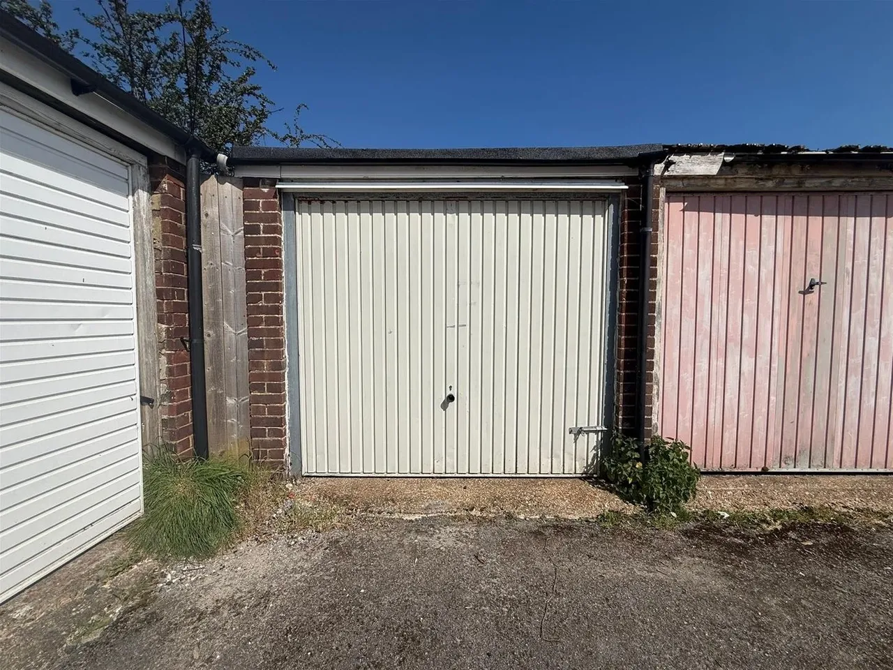 property for sale — Southdownview Road, Worthing