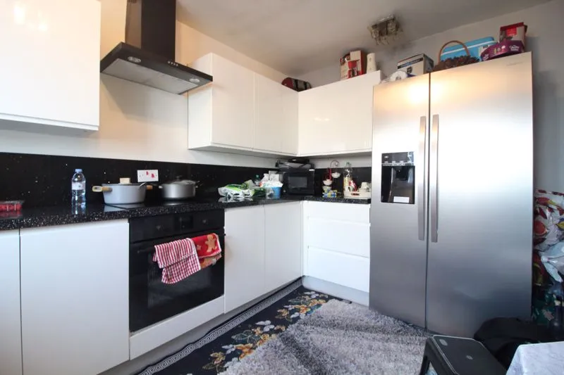 Birch Road, Rushden NN10 0JR, photo 3