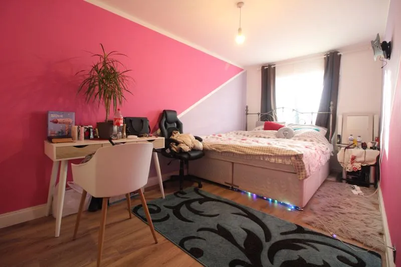 Birch Road, Rushden NN10 0JR, photo 9