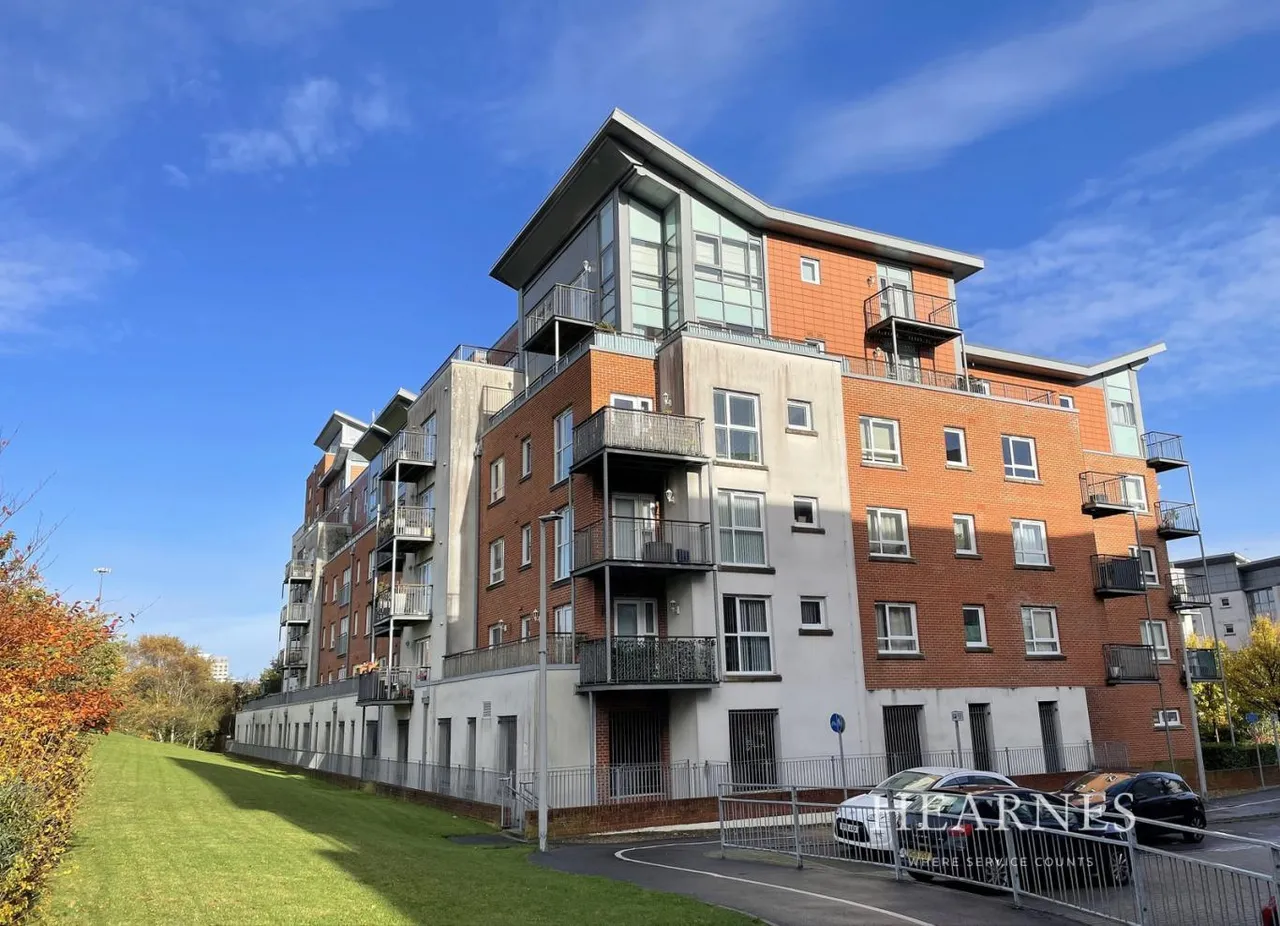 Avenel Way, BH15, photo 6
