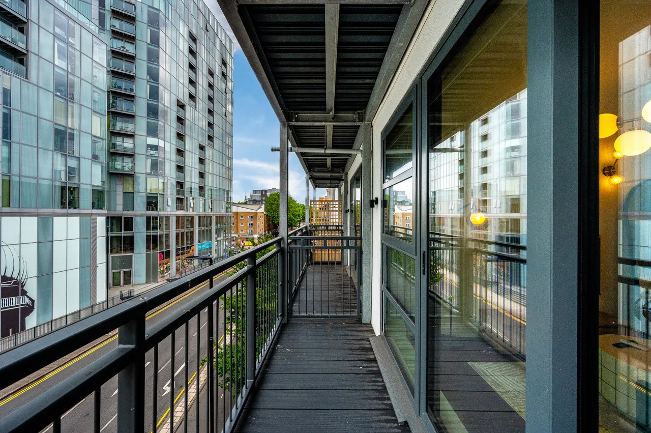 17 Meridian Point, Creek Road, London, photo 6