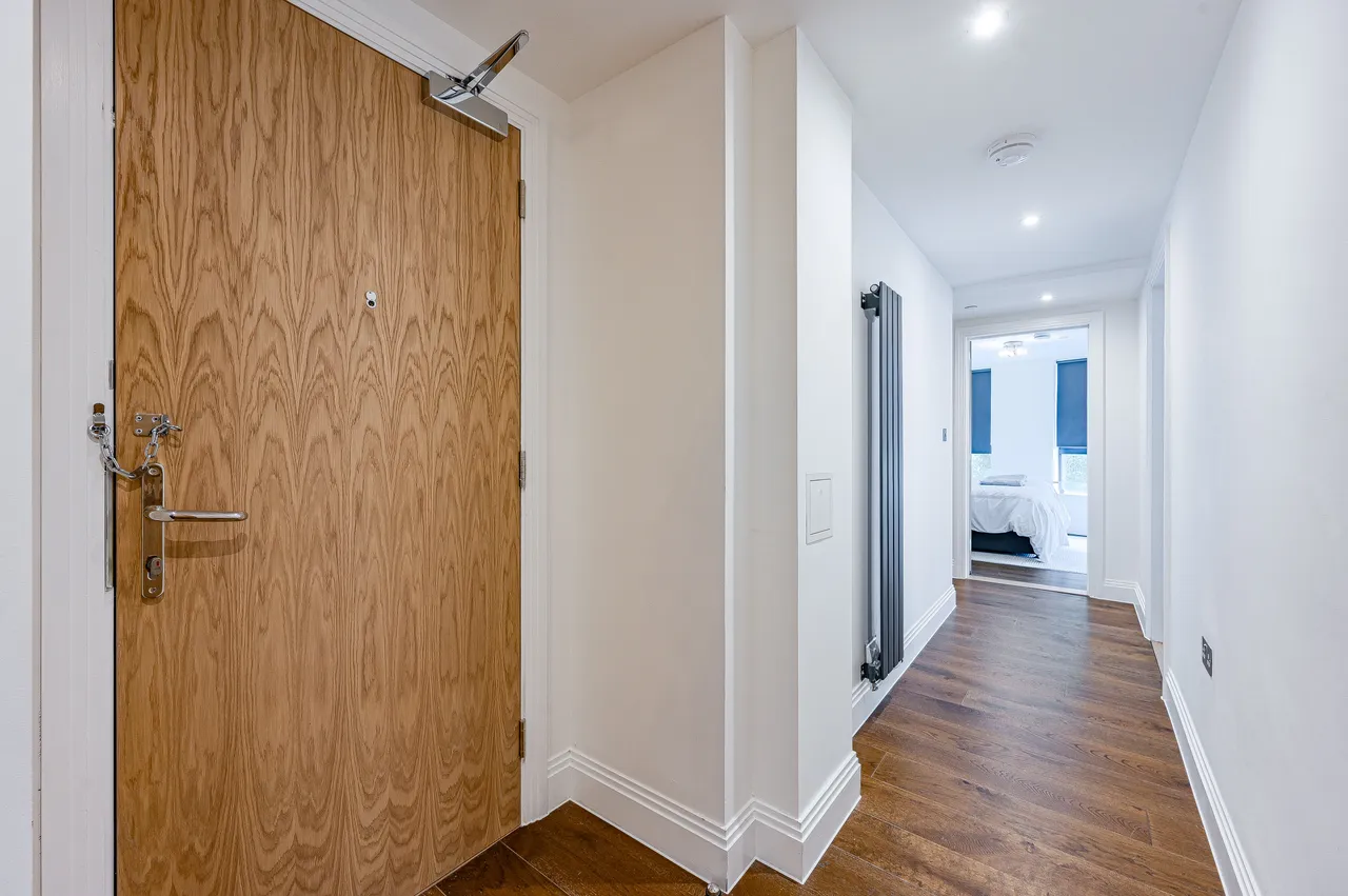 17 Meridian Point, Creek Road, London, photo 11