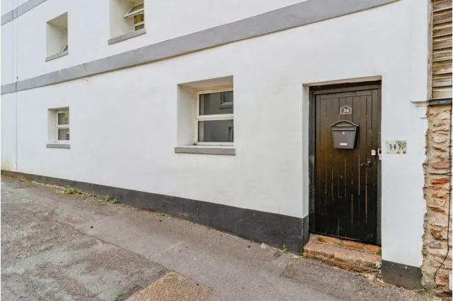 2 bed flat for sale, Compton Place, Torquay, TQ1