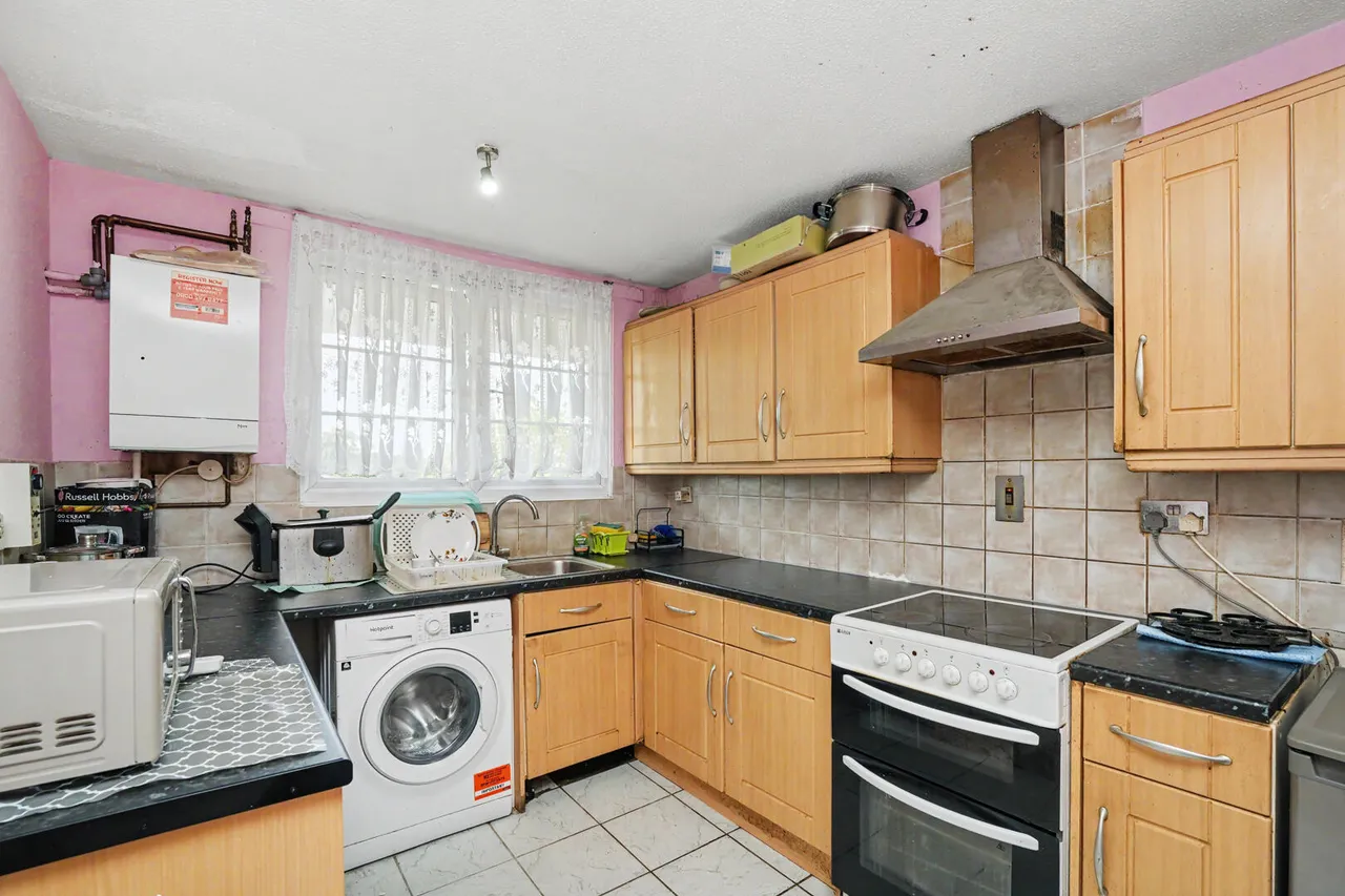 Lytchet Way, Enfield, EN3, photo 3