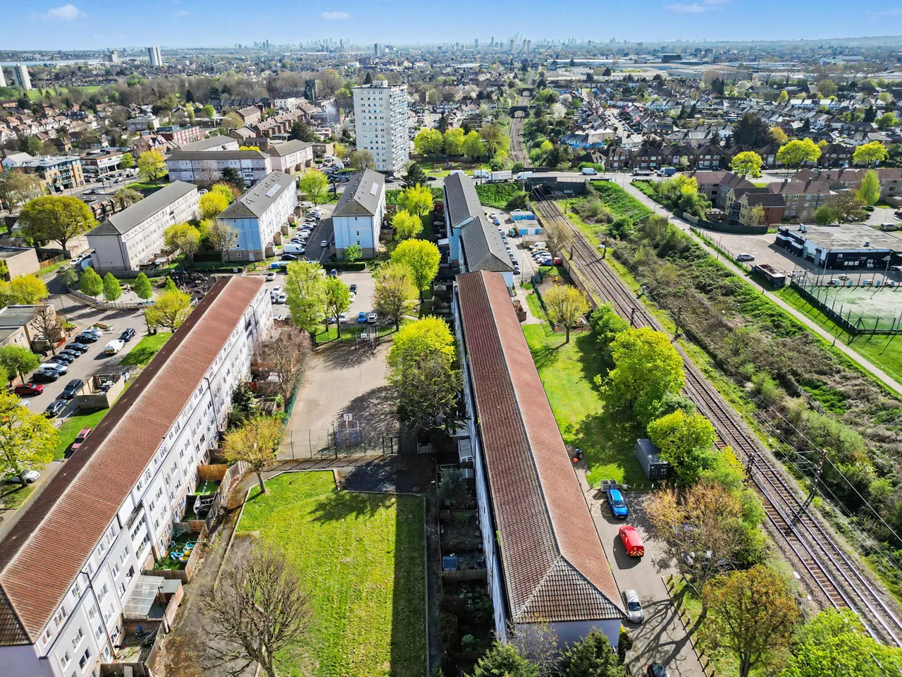 Lytchet Way, Enfield, EN3, photo 23