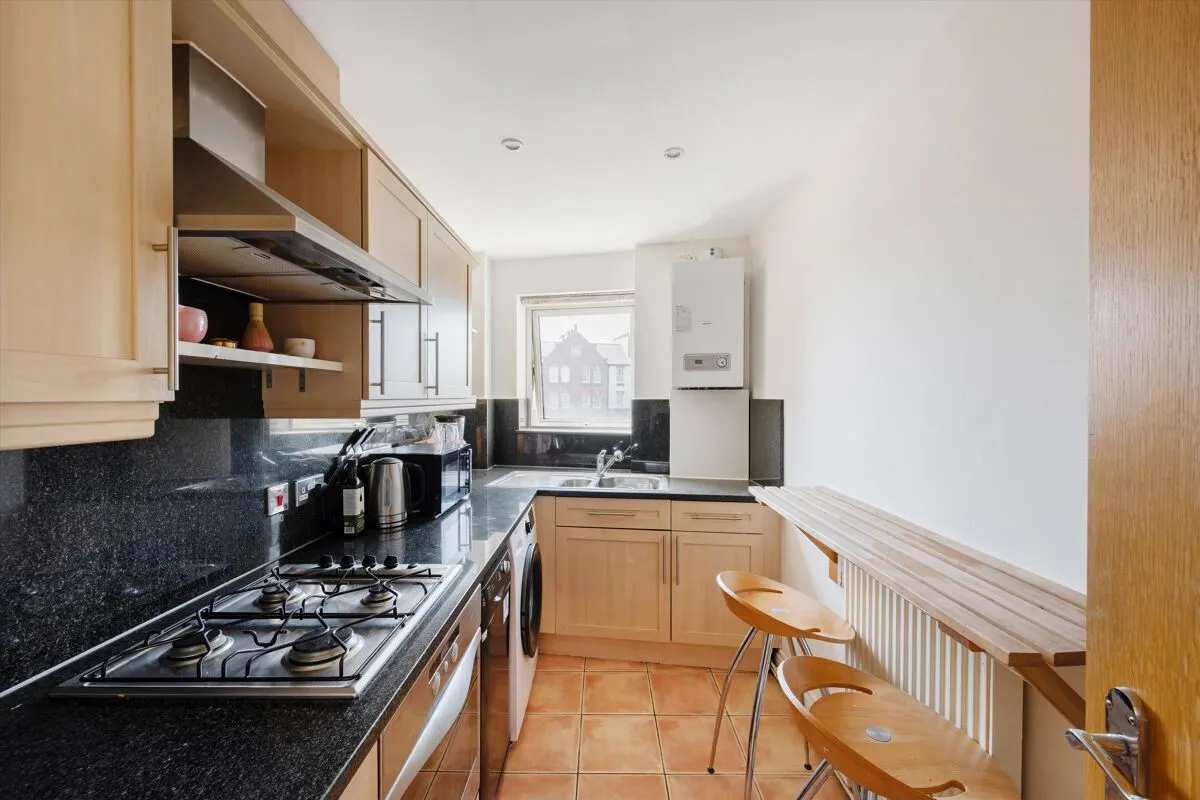 Palgrave Gardens, London, NW1, photo 10