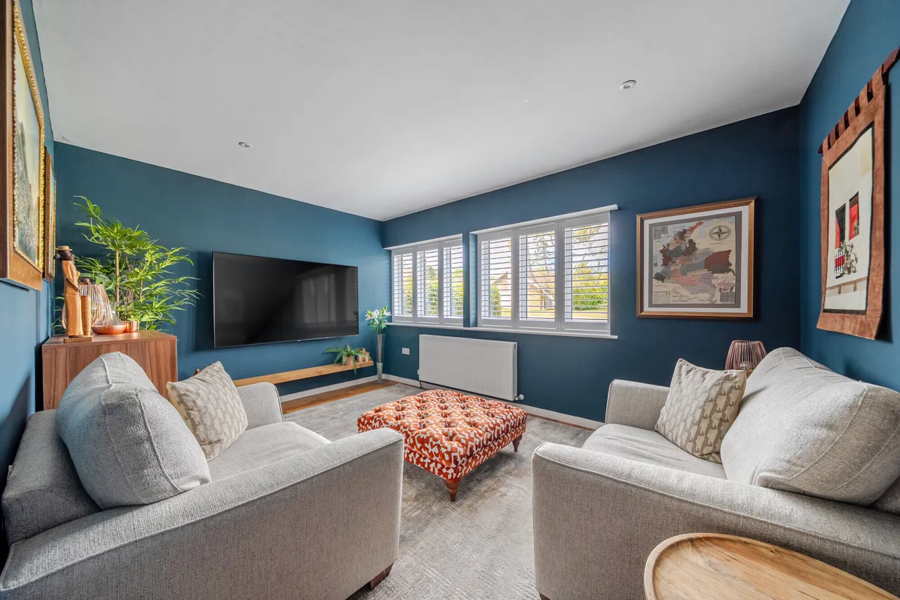 12 Bridle Close, Grayshott, GU26, photo 6
