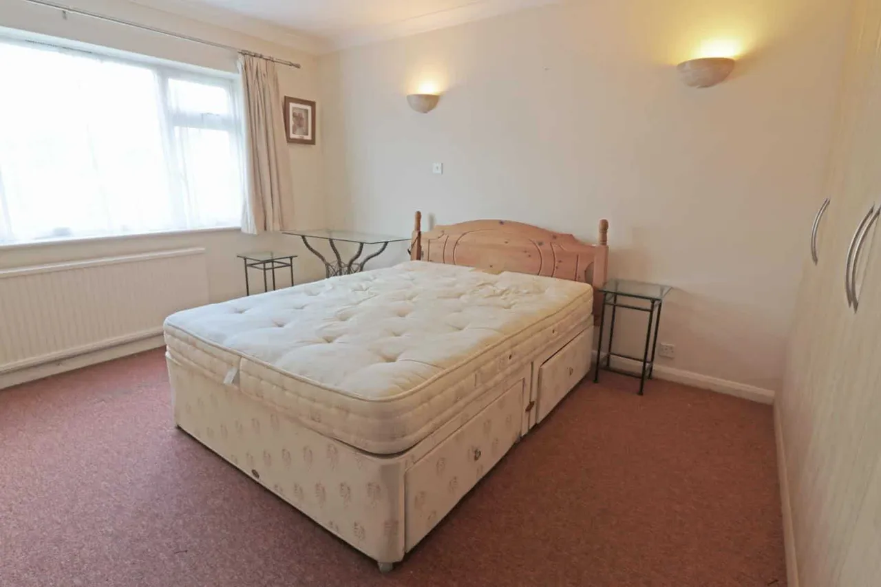 Dedworth Road, Windsor, SL4 4LG, photo 5
