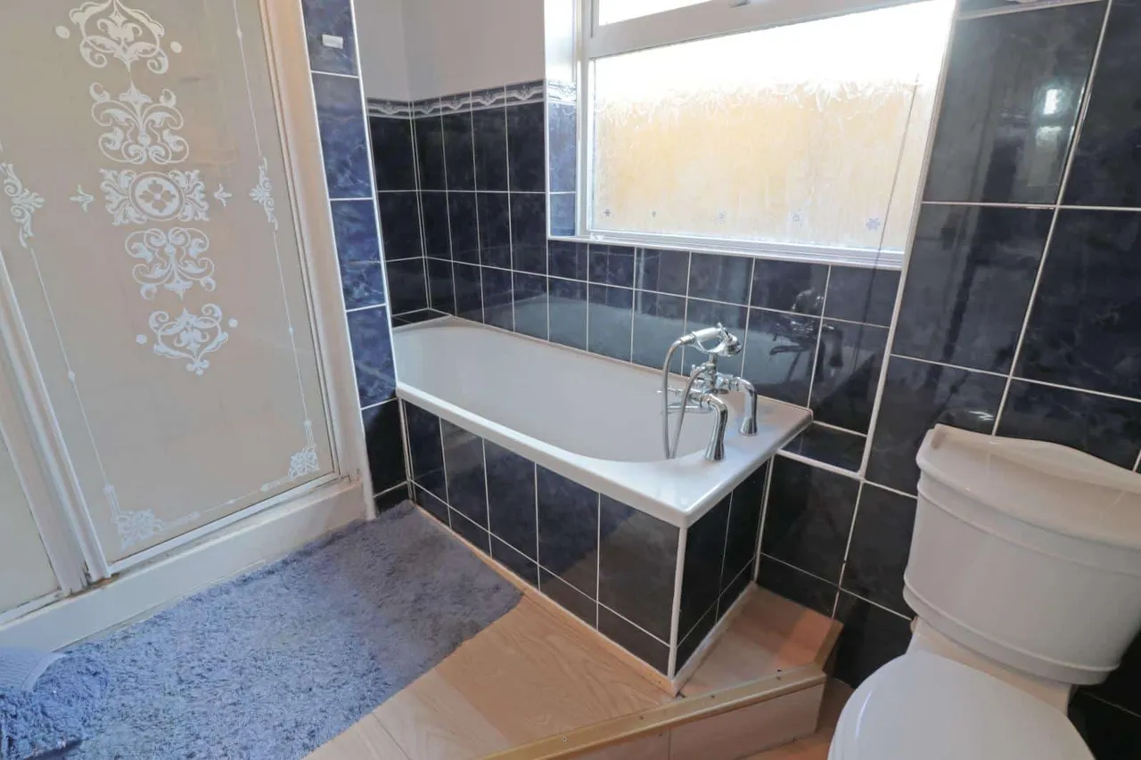 Dedworth Road, Windsor, SL4 4LG, photo 7
