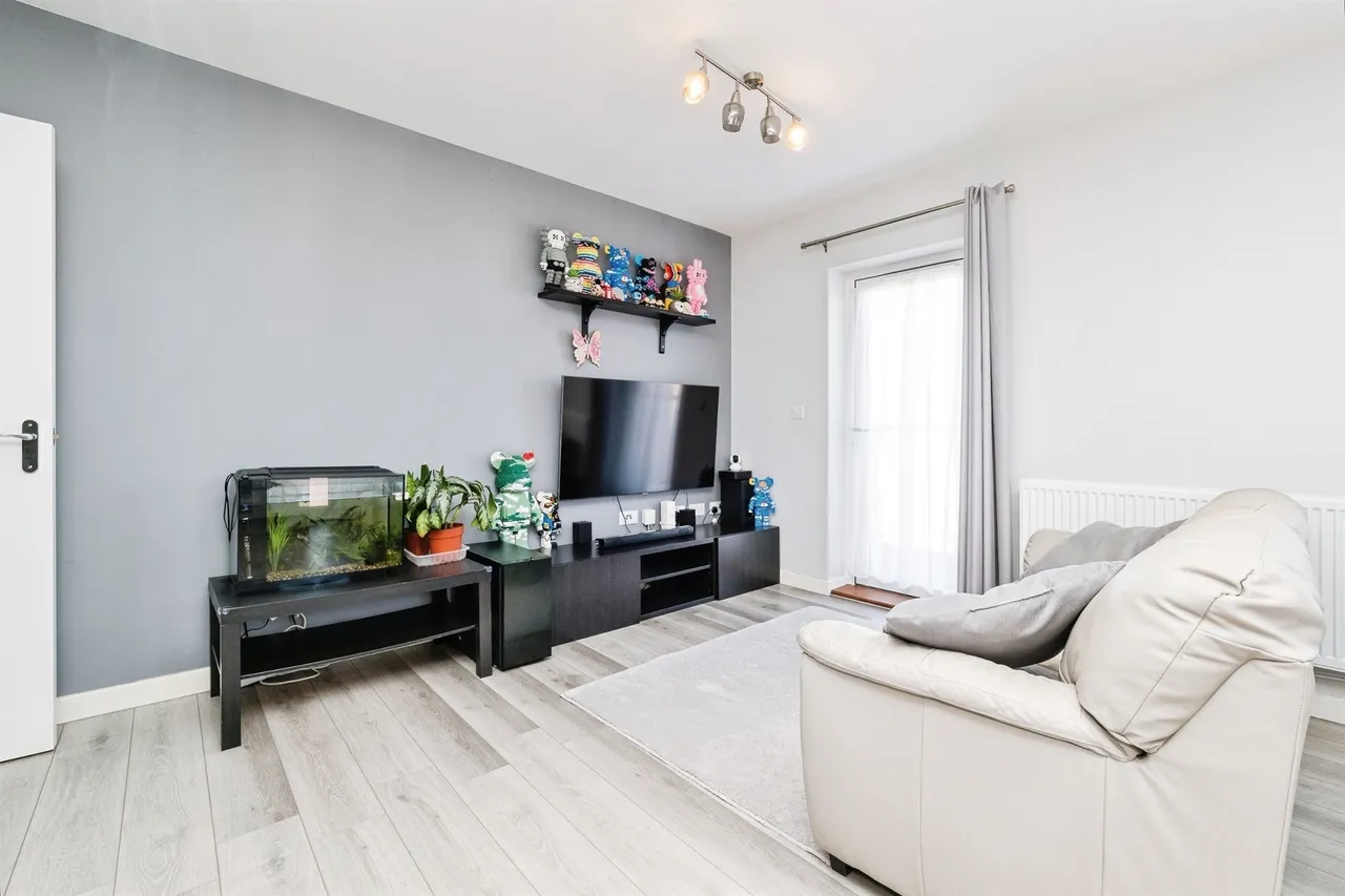 Heriot Road, Rainham, RM13, photo 13