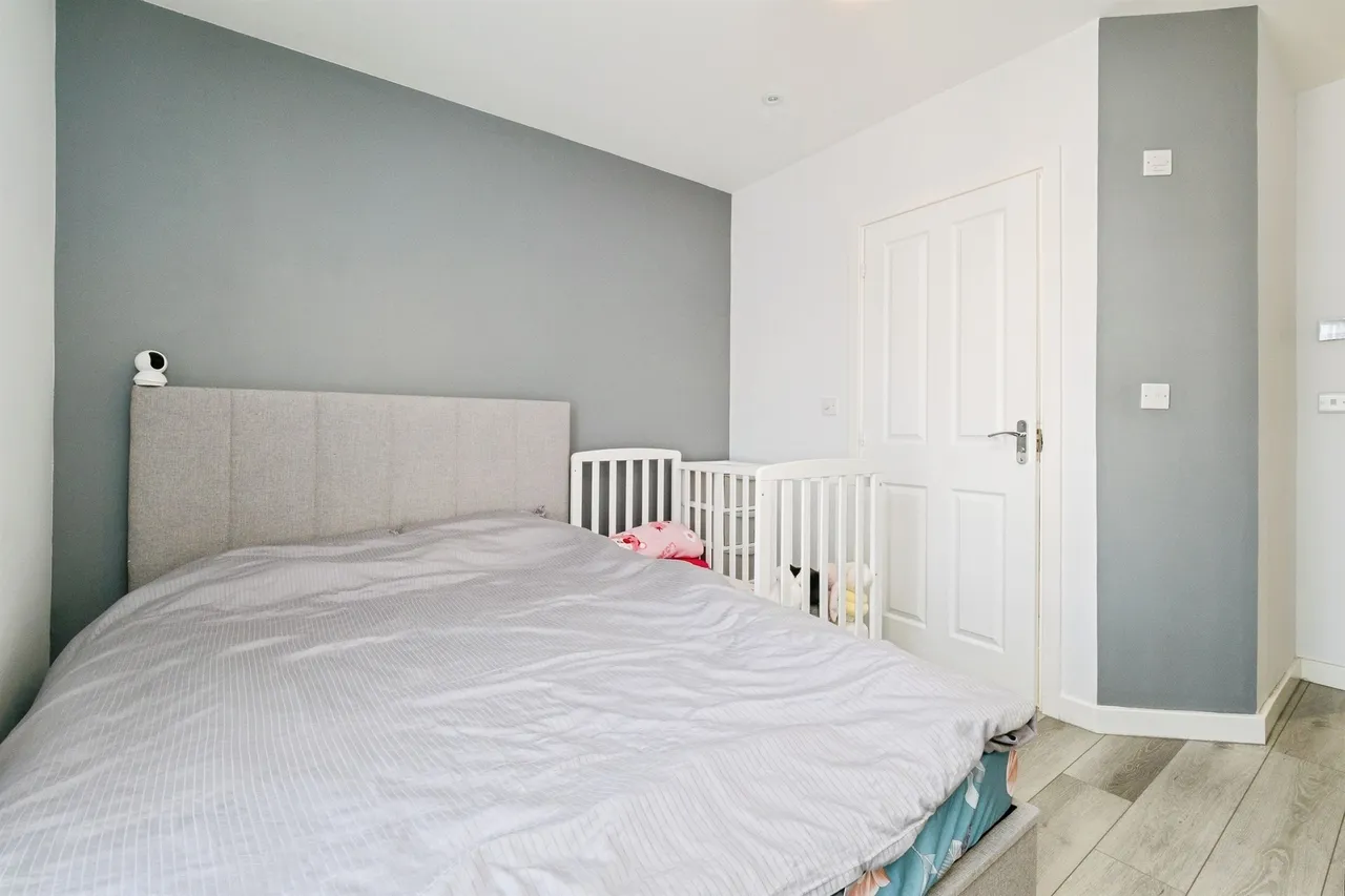 Heriot Road, Rainham, RM13, photo 14