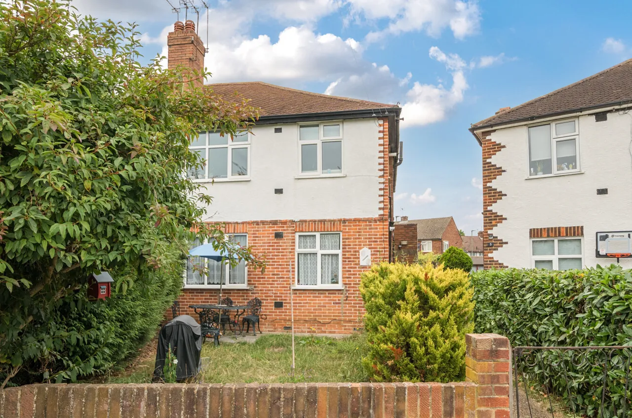 St. Wilfrids Close, Barnet, EN4 9SE, photo 17
