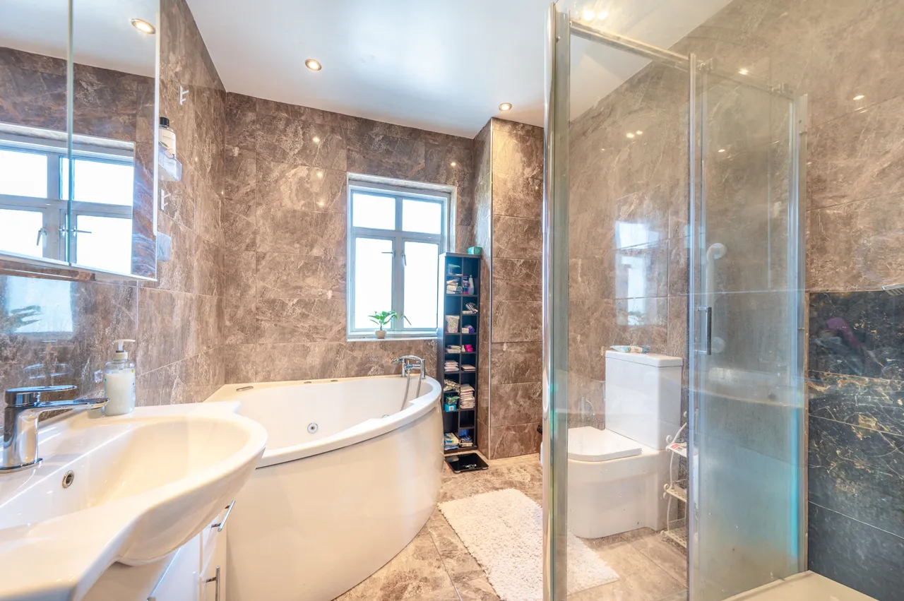 119 Cairnfield Avenue, London, photo 7