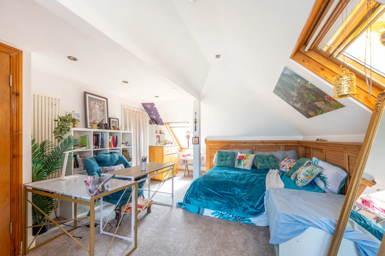 119 Cairnfield Avenue, London, photo 12