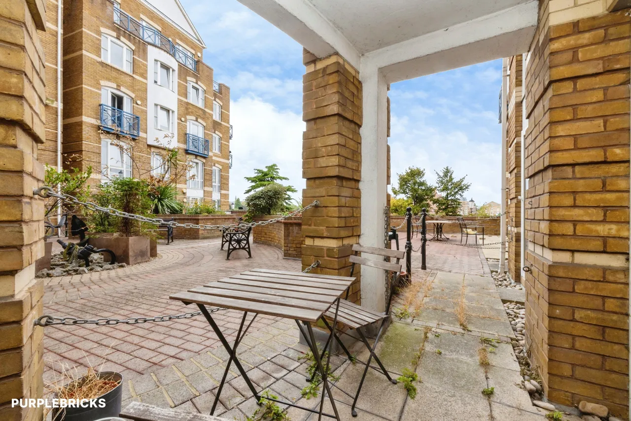 Rotherhithe Street, London, SE16, photo 13