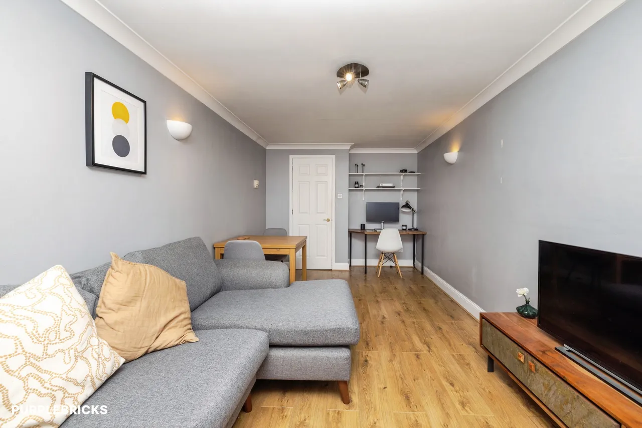 Rotherhithe Street, London, SE16, photo 2