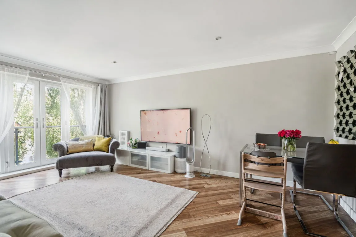 Marsh Road, Pinner, HA5, photo 5