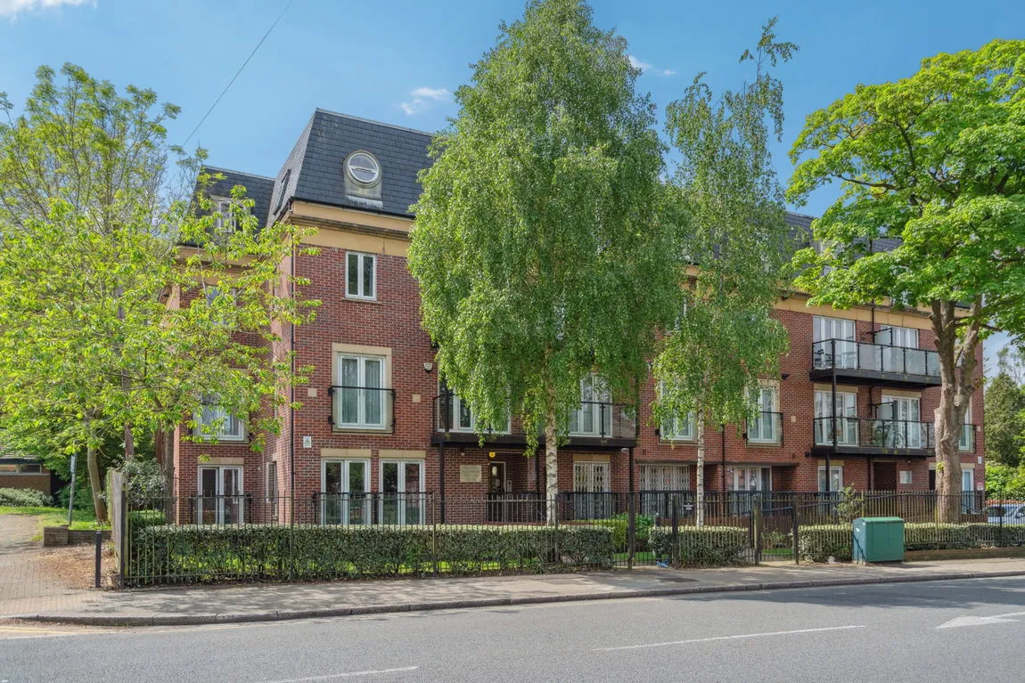 Marsh Road, Pinner, HA5, photo 18
