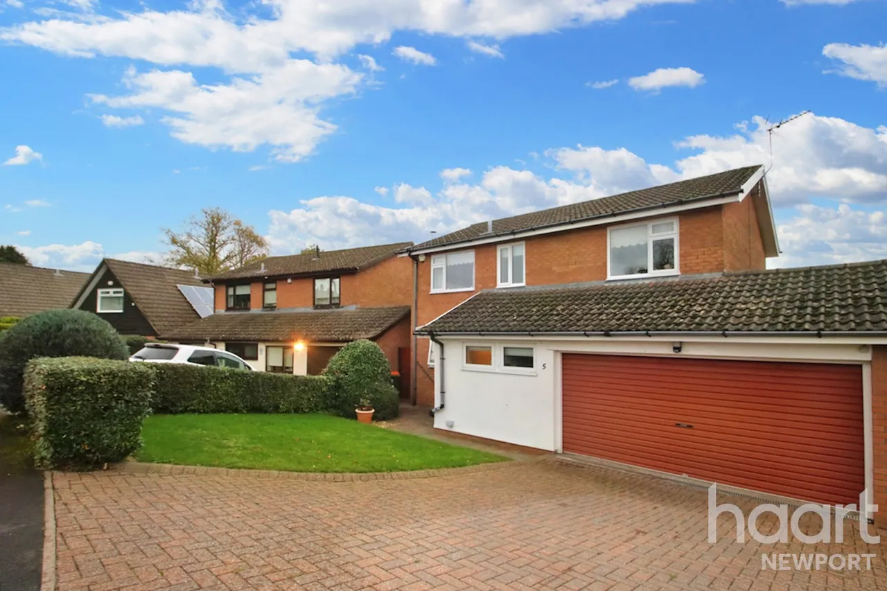4 bed house for sale, Pentre-Poeth Close, Newport, NP10