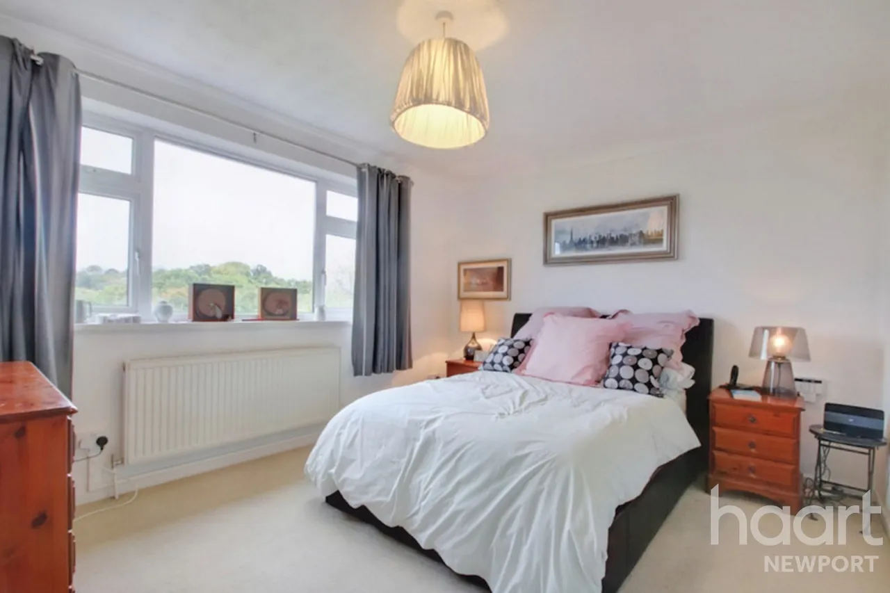 Pentre-Poeth Close, Newport, NP10, photo 15