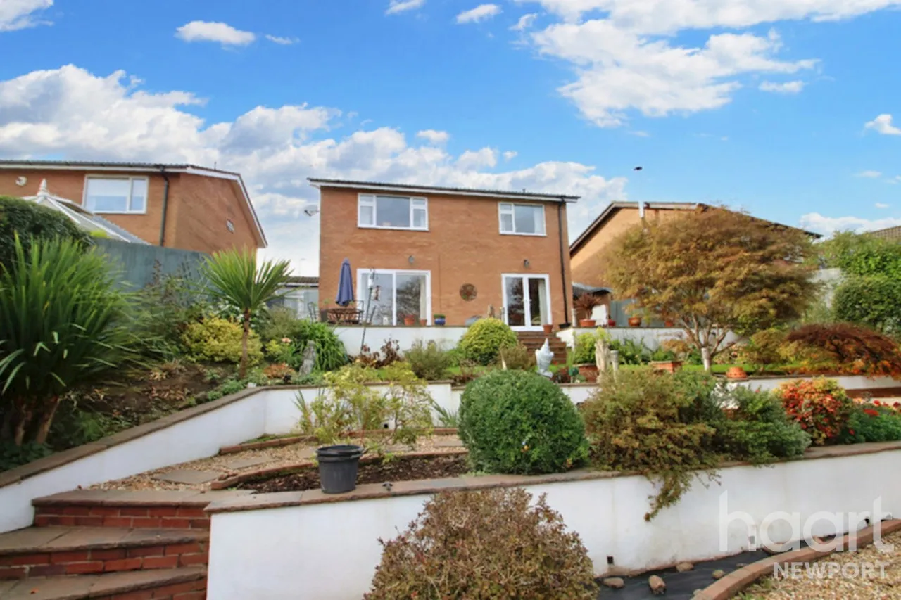 Pentre-Poeth Close, Newport, NP10, photo 4