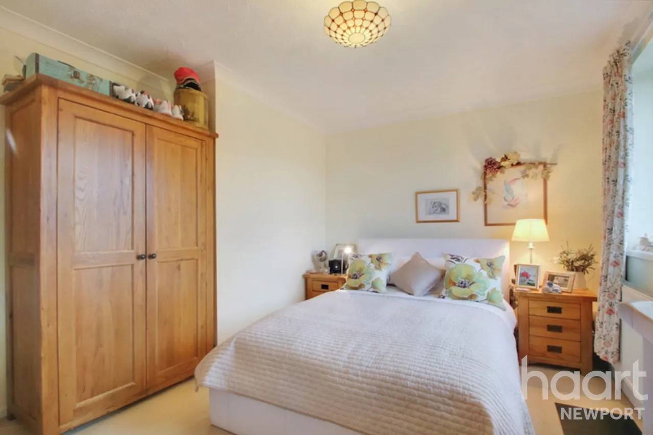 Pentre-Poeth Close, Newport, NP10, photo 13