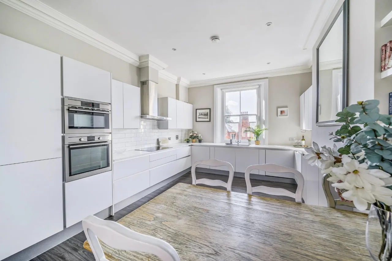 Grove Road, Windsor, photo 11