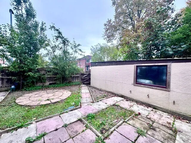 Kirton Walk, Manchester, M9, photo 14