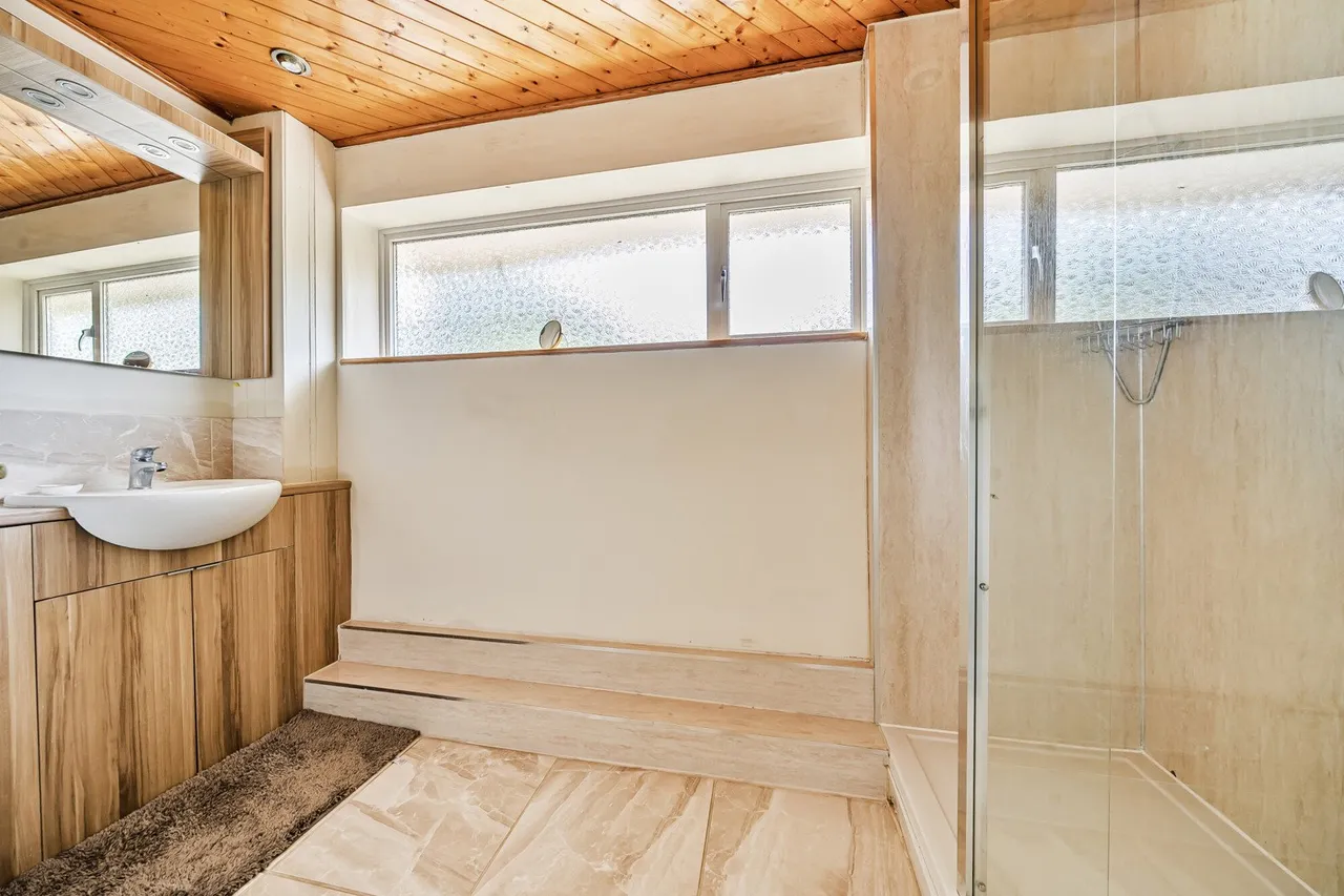 Hever Wood Road, Sevenoaks, TN15, photo 9