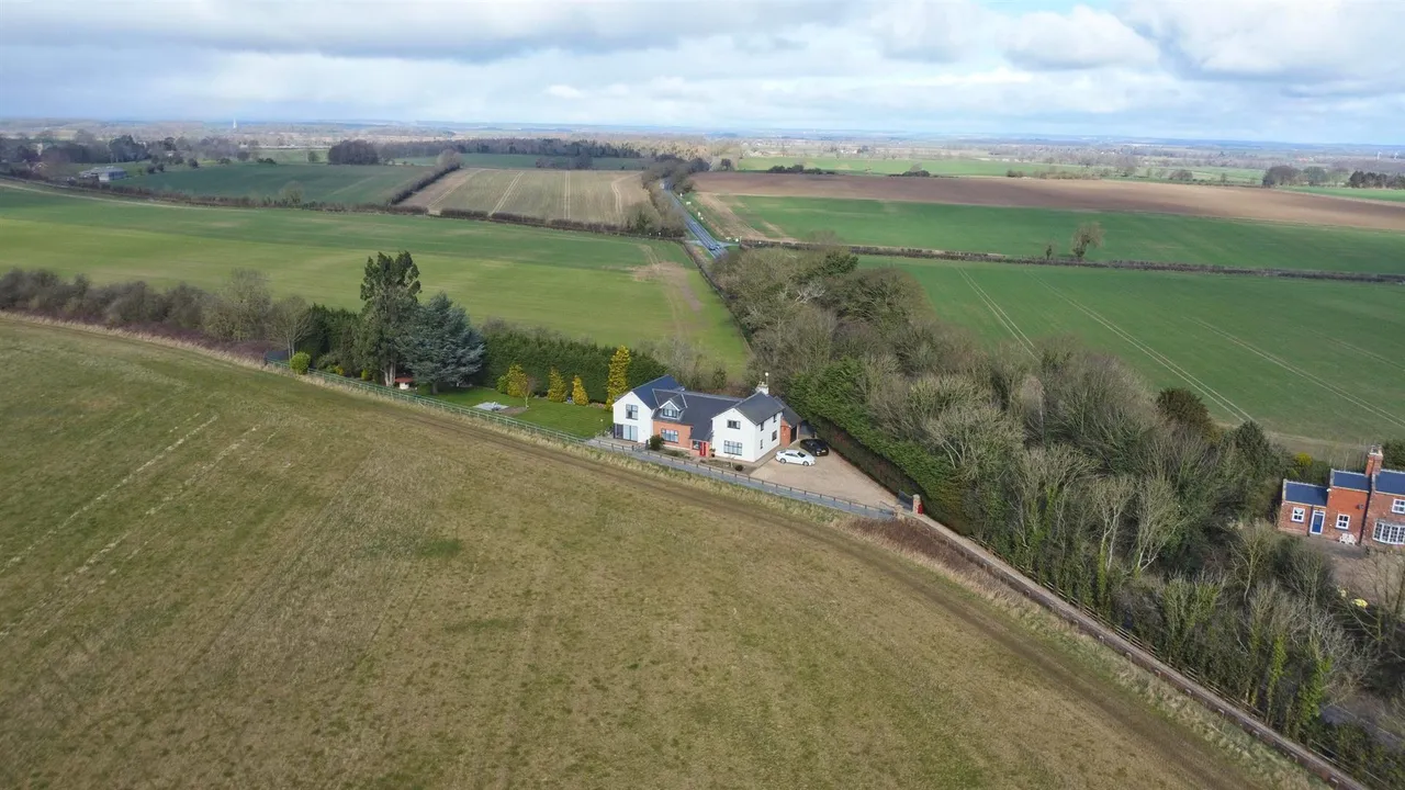 Malton Road, Cherry Burton, photo 11