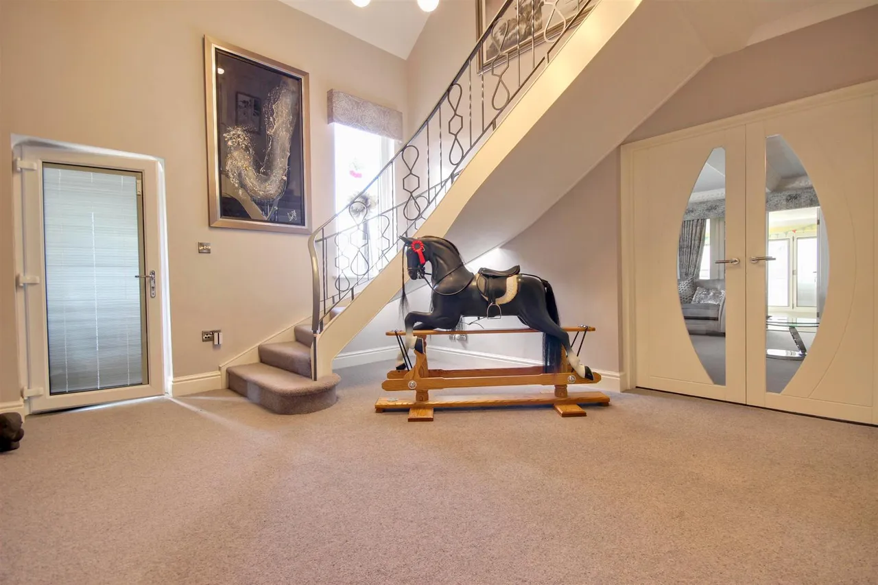 Malton Road, Cherry Burton, photo 12