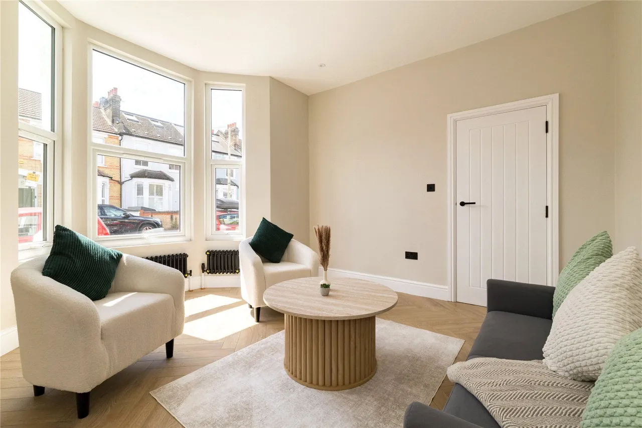 5 bed house to rent — Springrice Road, London, SE13