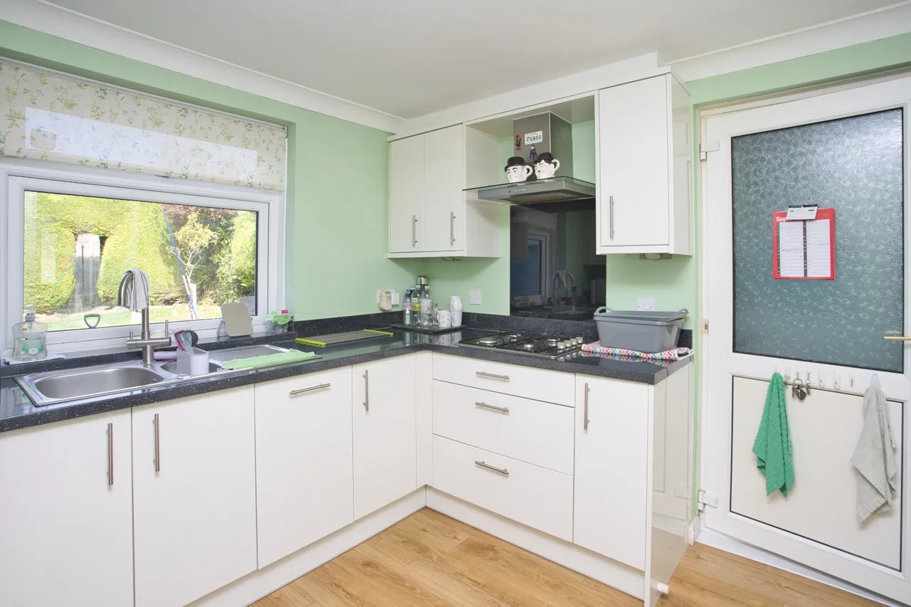 St. Augustines Road, Deal, CT14, photo 4