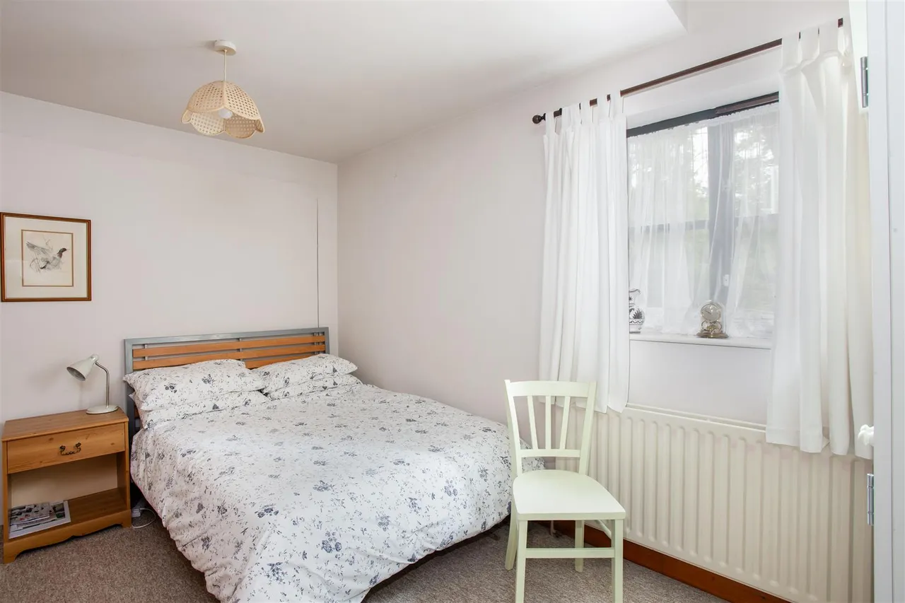 Church Road, Weald, photo 14