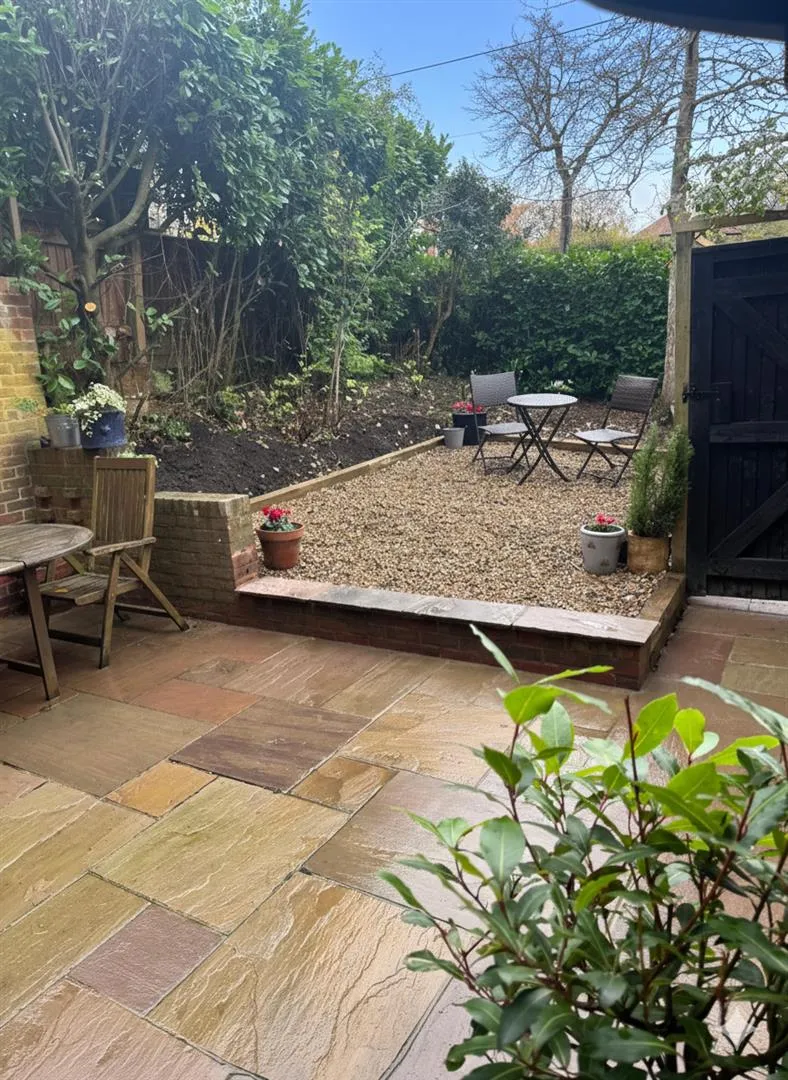 Church Road, Weald, photo 25
