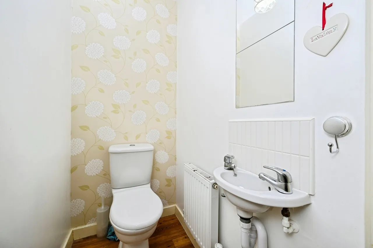 Pippin Close, Selston, Nottingham, Nottinghamshire, NG16, photo 16