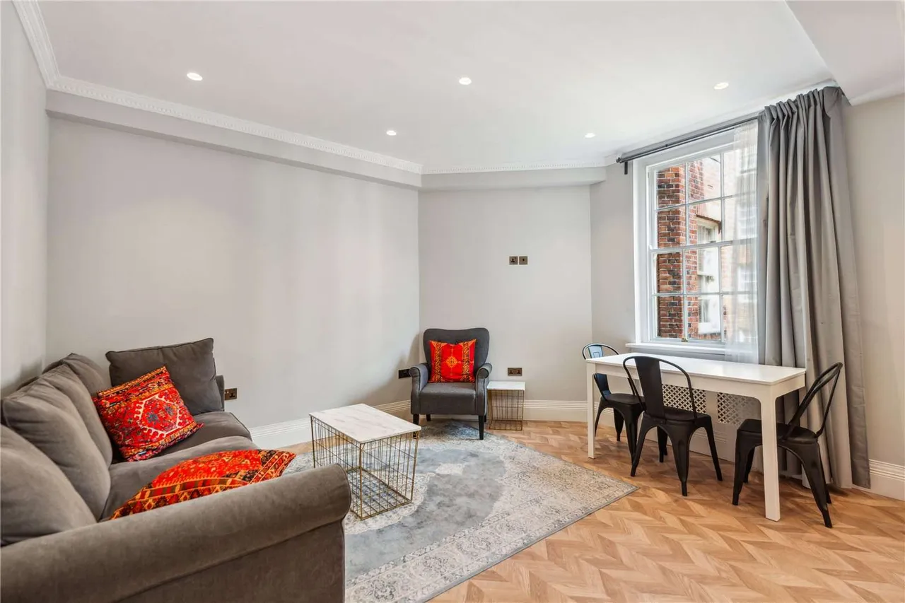2 bed flat to rent — Queensway, London, W2 4RF
