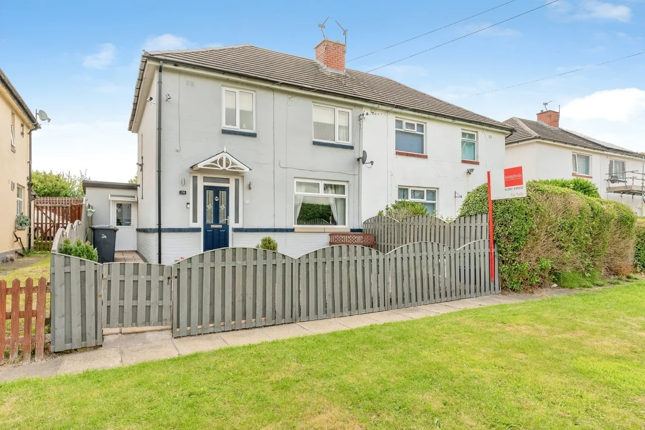 3 bed house for sale — Reedyford Road, Nelson, Lancashire, BB9