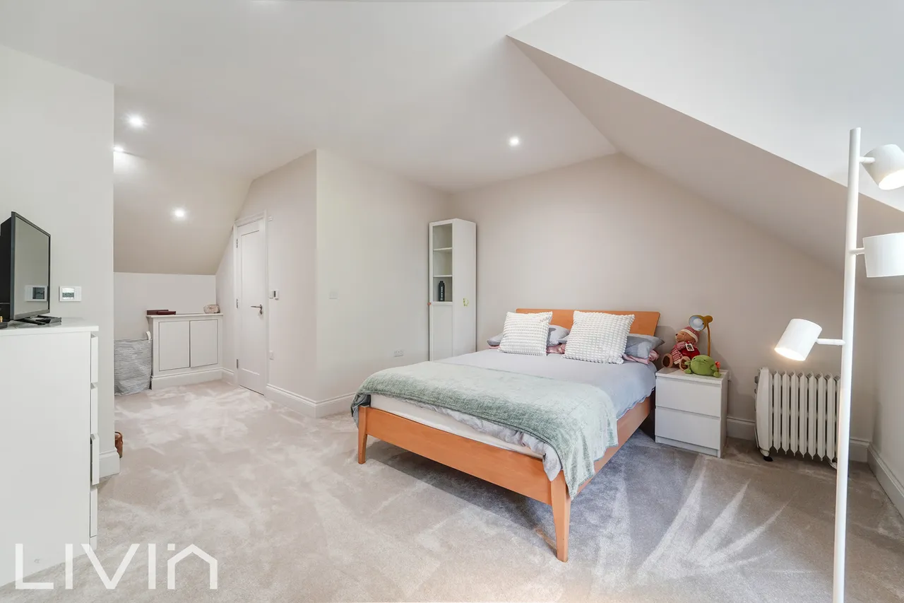 Park Road, Kenley, CR8, photo 8
