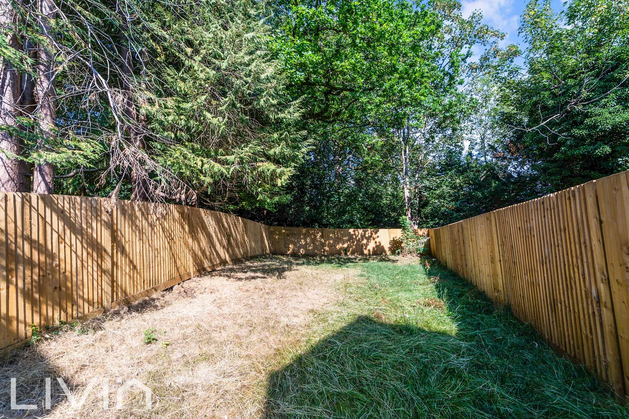 Park Road, Kenley, CR8, photo 17