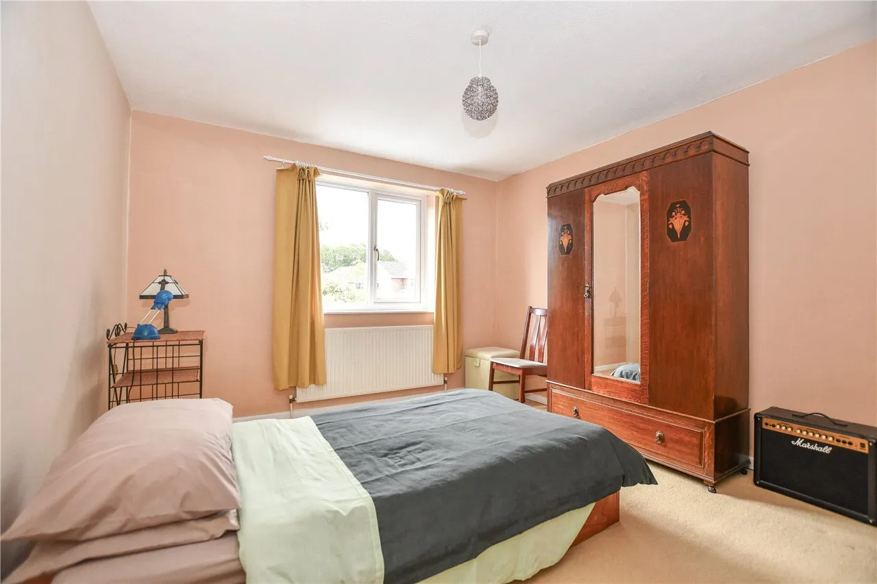 Oaklands Drive, Wokingham, RG41, photo 13