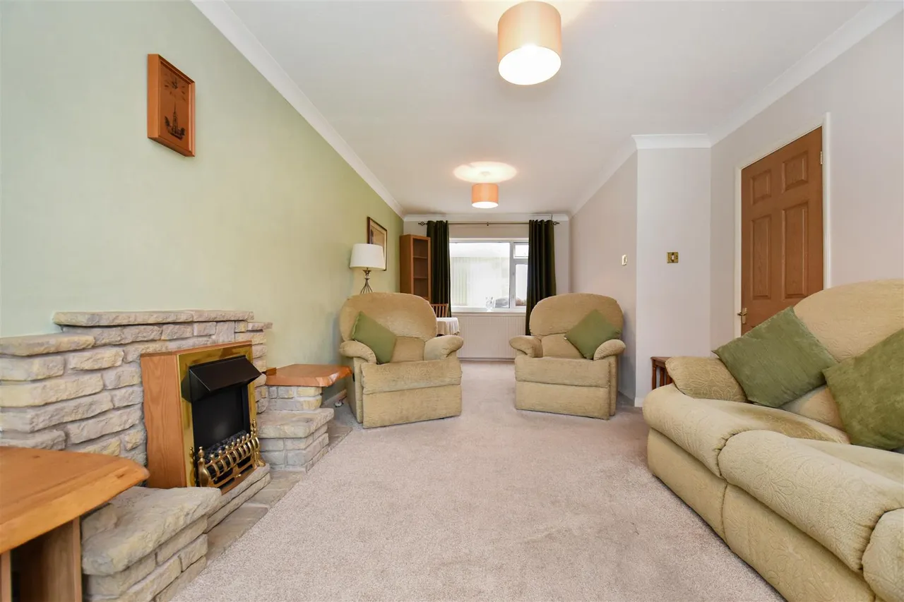 Spicer Close, Cullompton, photo 11