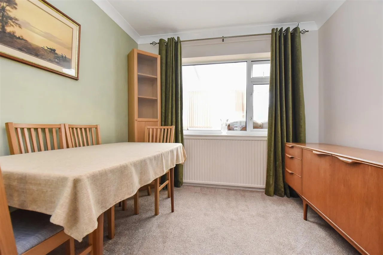 Spicer Close, Cullompton, photo 10