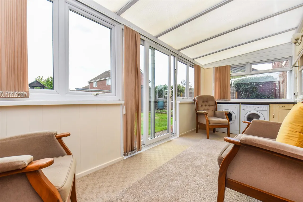 Spicer Close, Cullompton, photo 13