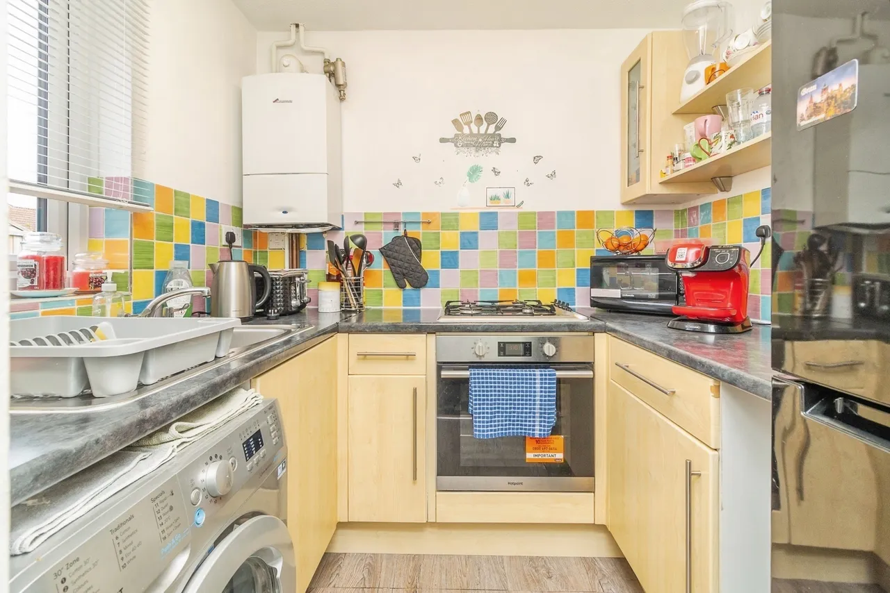Launceston Court, Shenley Church End, Milton Keynes, Buckinghamshire, MK5, photo 8