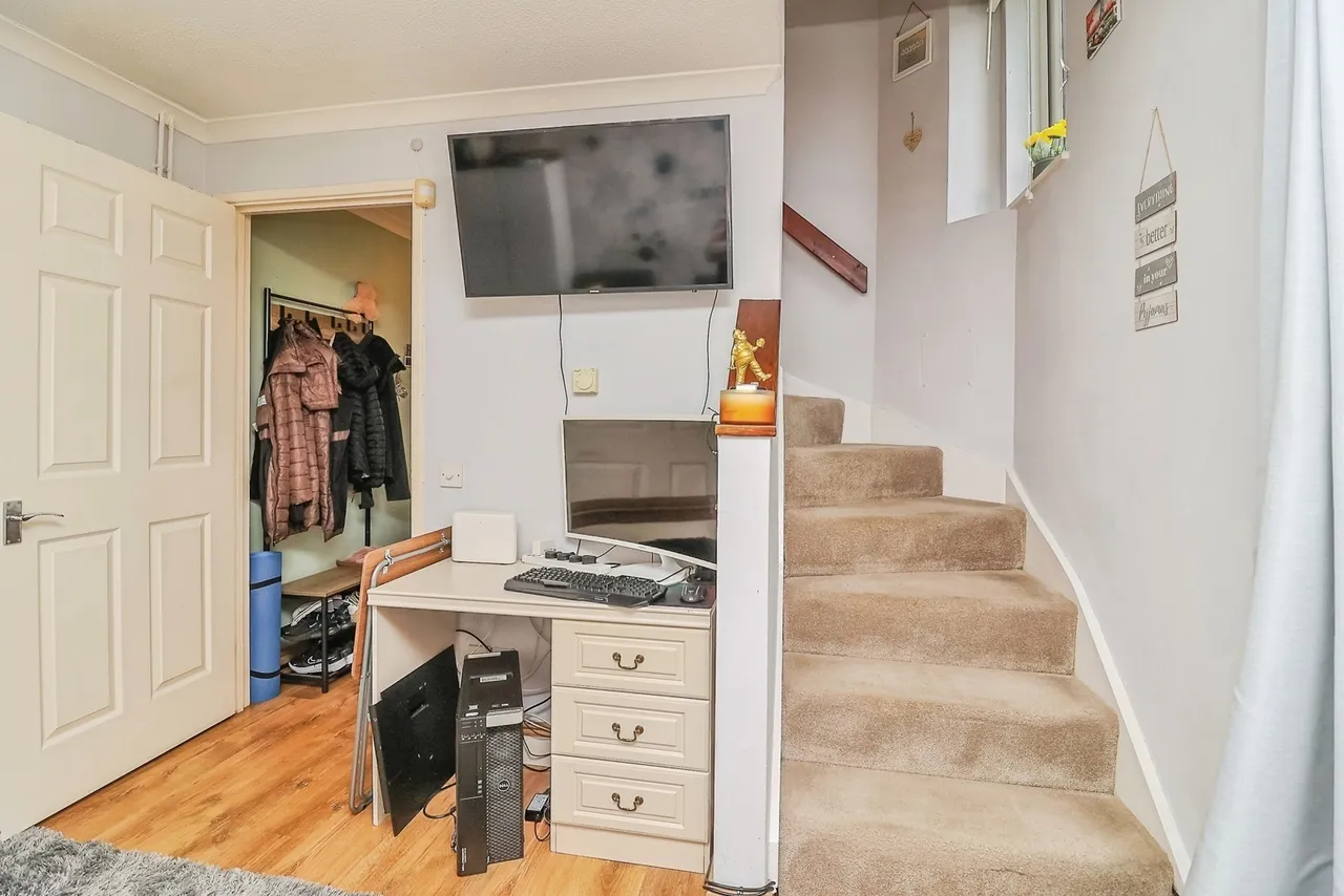 Launceston Court, Shenley Church End, Milton Keynes, Buckinghamshire, MK5, photo 5