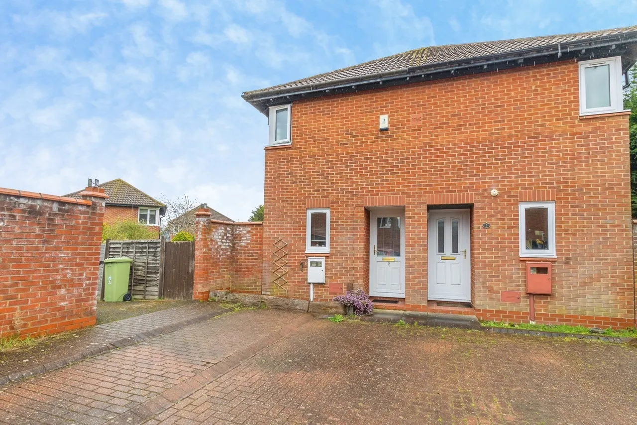 Launceston Court, Shenley Church End, Milton Keynes, Buckinghamshire, MK5, photo 4