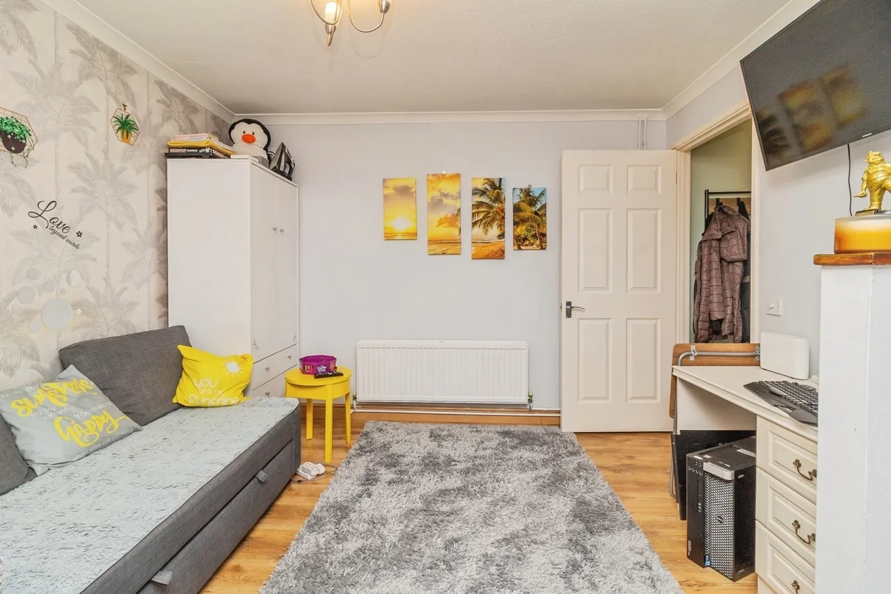 Launceston Court, Shenley Church End, Milton Keynes, Buckinghamshire, MK5, photo 11