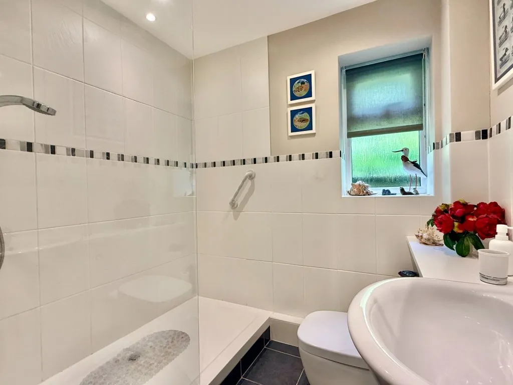 Mill Lane, LS23, photo 10
